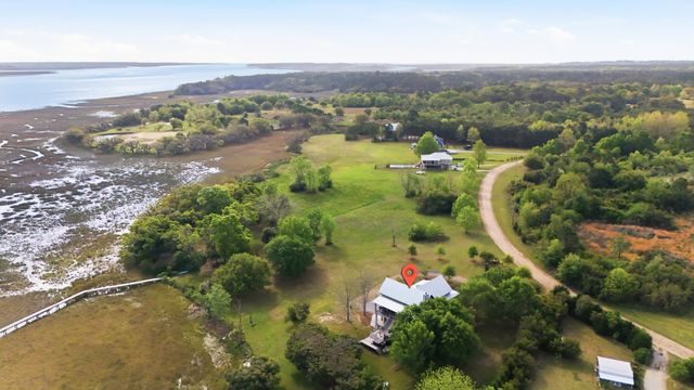 1692 Wharf Ferry Road, Edisto Island, SC 29438