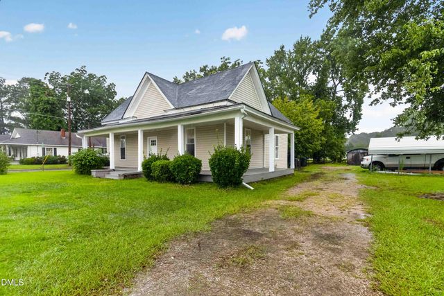 2008 Downing Street SW, Wilson, NC 27893