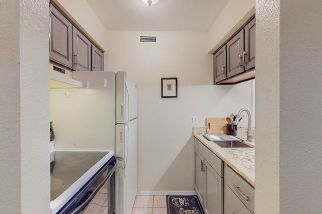 1601 PENNSYLVANIA Street NE Q10, Albuquerque, NM 87110