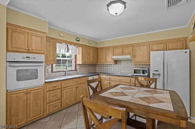 775 Rt202, Montville Twp., NJ 07082