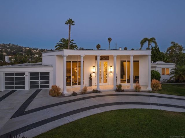 7026 Estrella De Mar Rd, Carlsbad, CA 92009