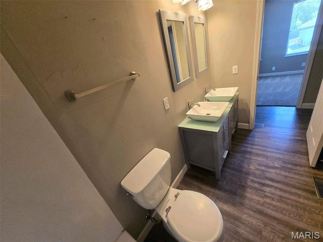 21 Oak Bend Lane, St Peters, MO 63376