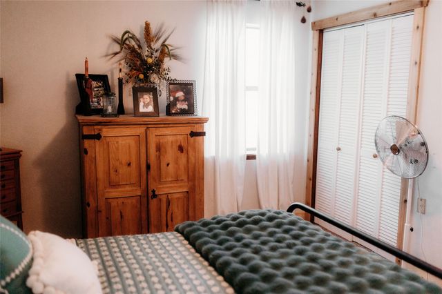 408 County Road 2200, Ivanhoe, TX 75447