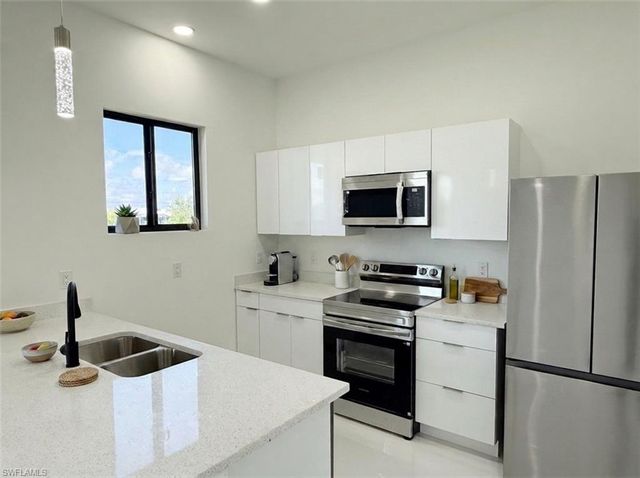 4238 NW 34th TER, Cape Coral, FL 33993