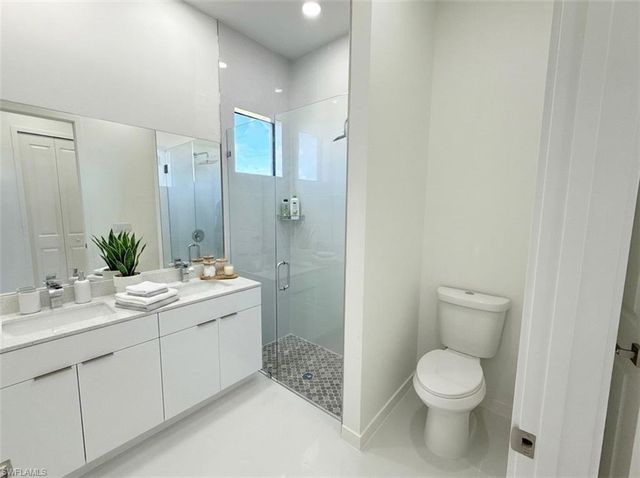 4238 NW 34th TER, Cape Coral, FL 33993