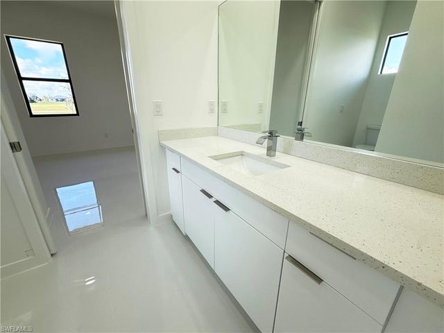 4238 NW 34th TER, Cape Coral, FL 33993