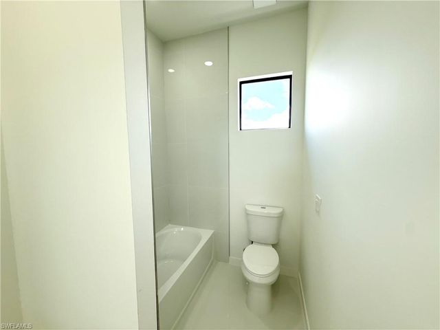 4238 NW 34th TER, Cape Coral, FL 33993
