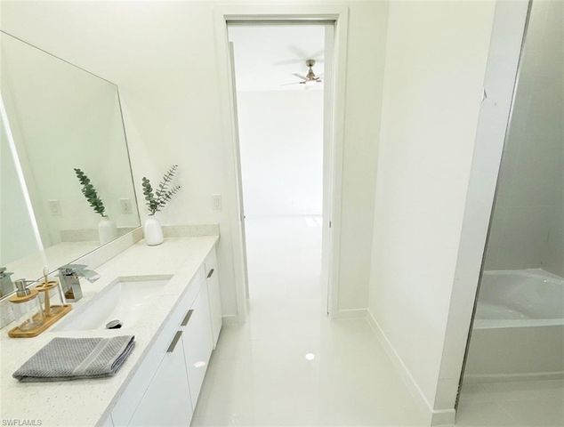 4238 NW 34th TER, Cape Coral, FL 33993