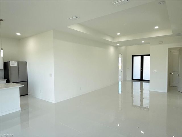 4238 NW 34th TER, Cape Coral, FL 33993