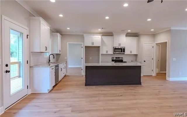 14109 Dairy Barn, Cottondale, AL 35453