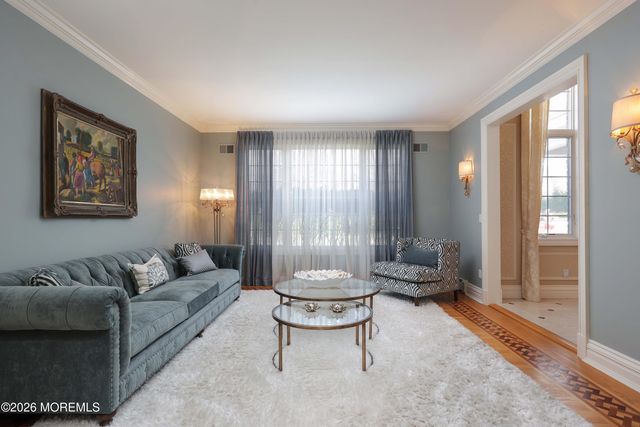 25 Ely Road, Holmdel, NJ 07733