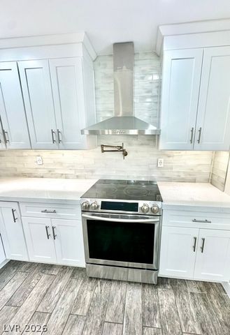 5317 Indian River Drive 297, Las Vegas, NV 89103