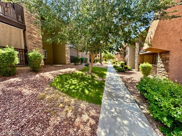 5317 Indian River Drive 297, Las Vegas, NV 89103
