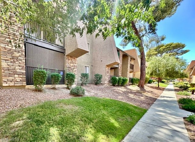 5317 Indian River Drive 297, Las Vegas, NV 89103