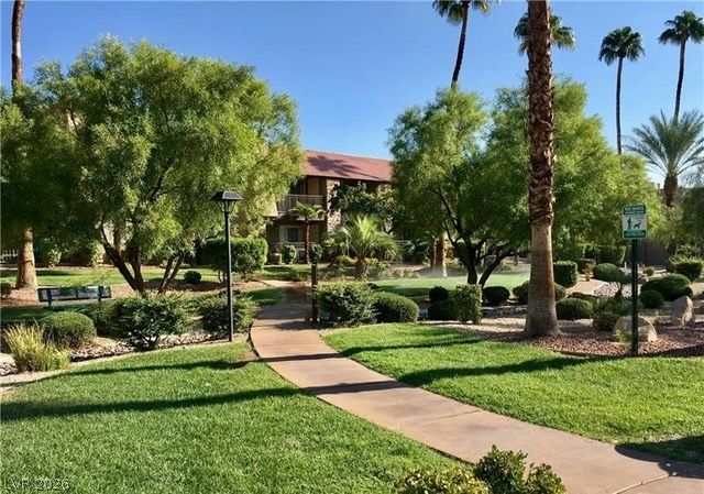5317 Indian River Drive 297, Las Vegas, NV 89103