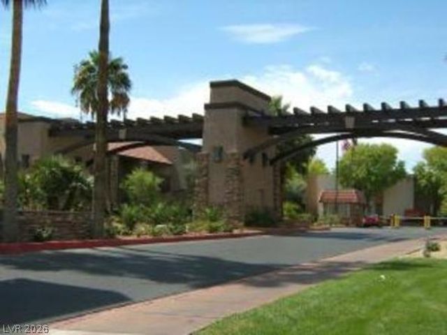 5317 Indian River Drive 297, Las Vegas, NV 89103
