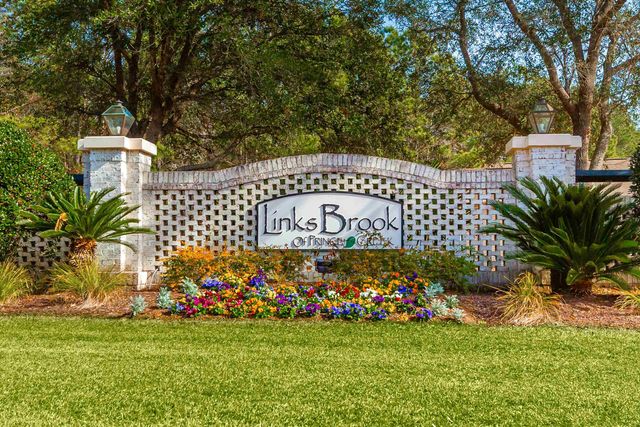 31 Long Creek Dr., Murrells Inlet, SC 29576
