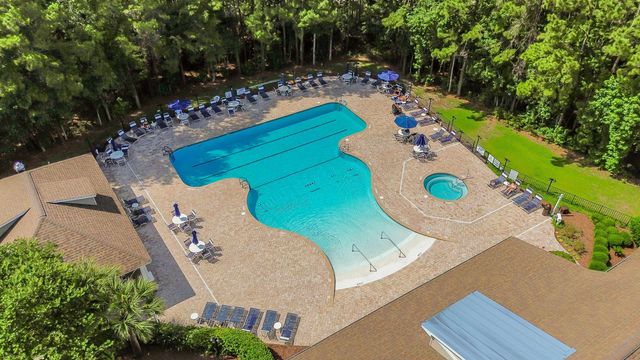 31 Long Creek Dr., Murrells Inlet, SC 29576