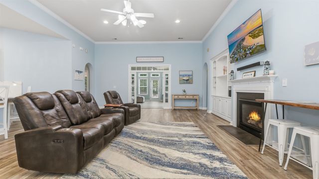 31 Long Creek Dr., Murrells Inlet, SC 29576