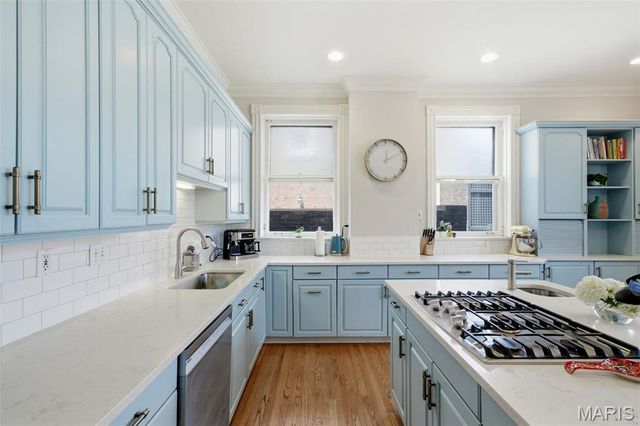 4917 Pershing Place, St Louis, MO 63108