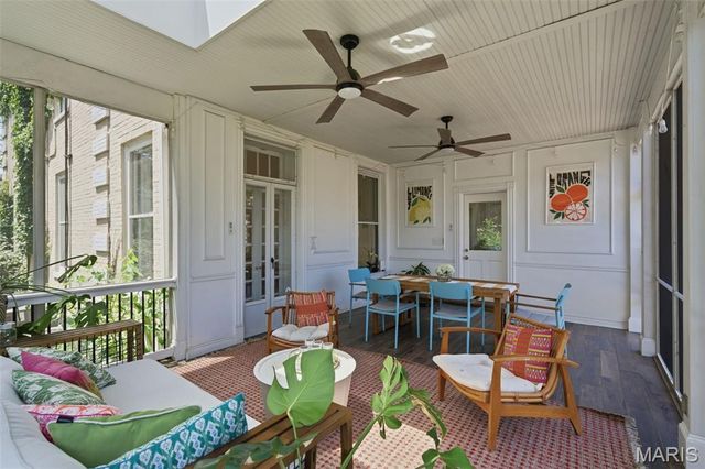 4917 Pershing Place, St Louis, MO 63108