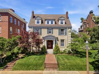4917 Pershing Place, St Louis, MO 63108