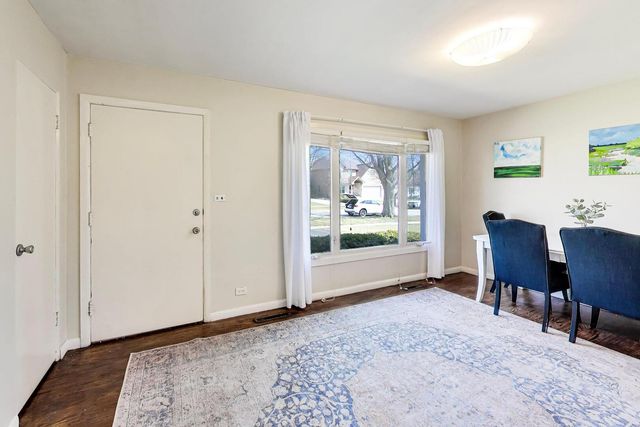 314 N Owen Street, Mount Prospect, IL 60056