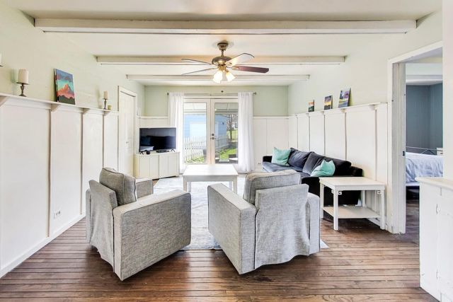 314 N Owen Street, Mount Prospect, IL 60056