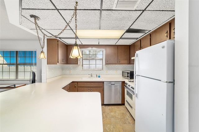 2701 SE 36TH STREET, Ocala, FL 34471