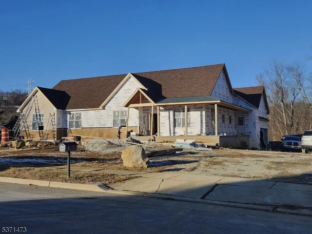 81 Belview Rd, Lopatcong Twp., NJ 08865