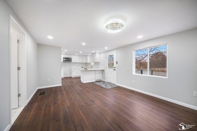 6465 N Adrian Highway, Tecumseh, MI 49286