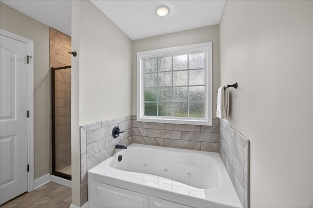 162 Sycamore Hill Dr, Clarksville, TN 37042