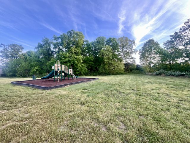 162 Sycamore Hill Dr, Clarksville, TN 37042