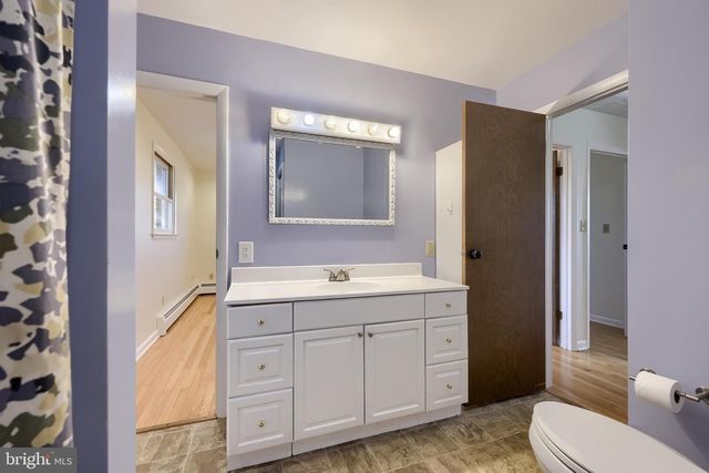 20 HILLSIDE DR, York, PA 17407