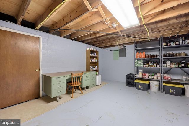 20 HILLSIDE DR, York, PA 17407