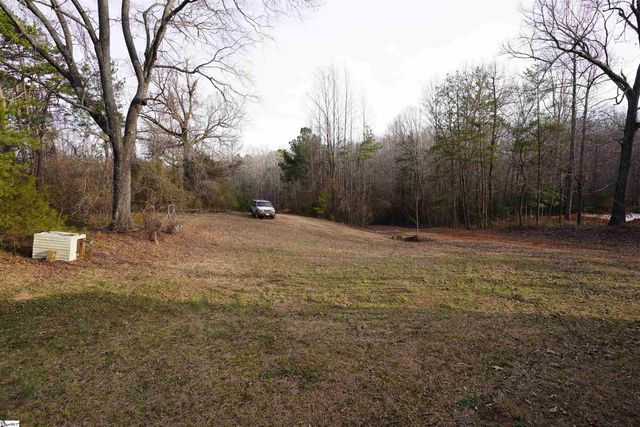 416 Bulls Road, Taylors, SC 29687