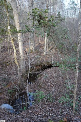 416 Bulls Road, Taylors, SC 29687