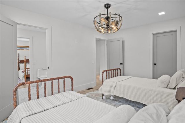 1609 Sycamore Landing Rd, Waverly, TN 37185