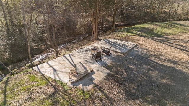 1609 Sycamore Landing Rd, Waverly, TN 37185