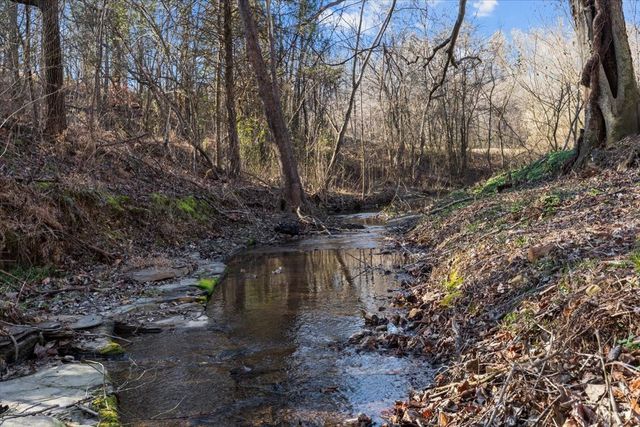 1609 Sycamore Landing Rd, Waverly, TN 37185