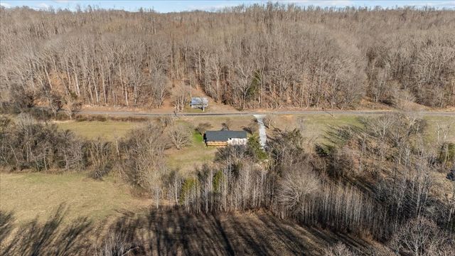 1609 Sycamore Landing Rd, Waverly, TN 37185