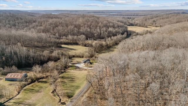 1609 Sycamore Landing Rd, Waverly, TN 37185