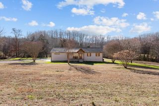 1609 Sycamore Landing Rd, Waverly, TN 37185