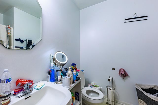 3022 141st Place, Blue Island, IL 60406