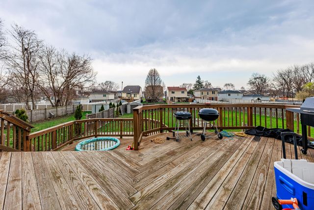 3022 141st Place, Blue Island, IL 60406