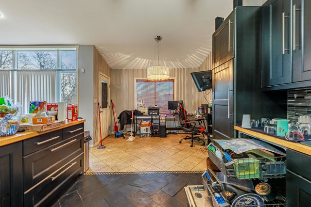 3022 141st Place, Blue Island, IL 60406