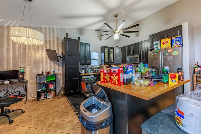 3022 141st Place, Blue Island, IL 60406