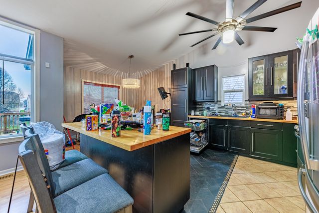 3022 141st Place, Blue Island, IL 60406