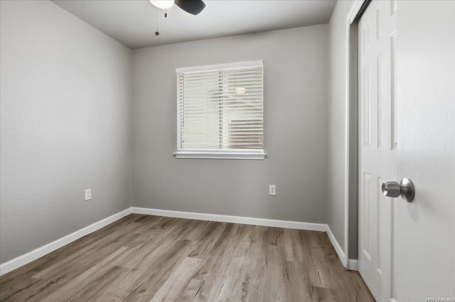 6806 COUGAR CV, San Antonio, TX 78242