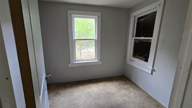 922 Hollywood Avenue, Dallas, TX 75208